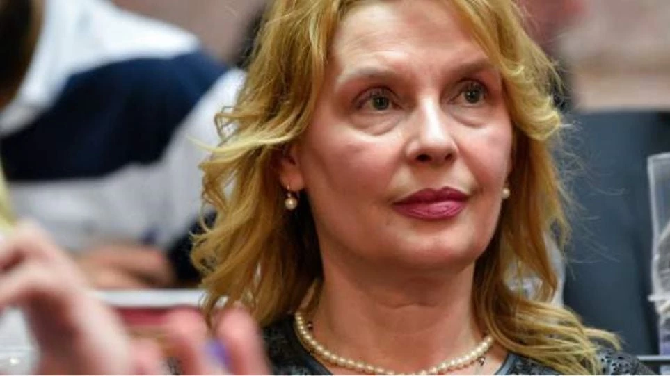 Παπακώστα για την έκρηξη στο Κολωνάκι: Συστήνω αυτοσυγκράτηση σε όσους έχουν απύλωτο στόμα